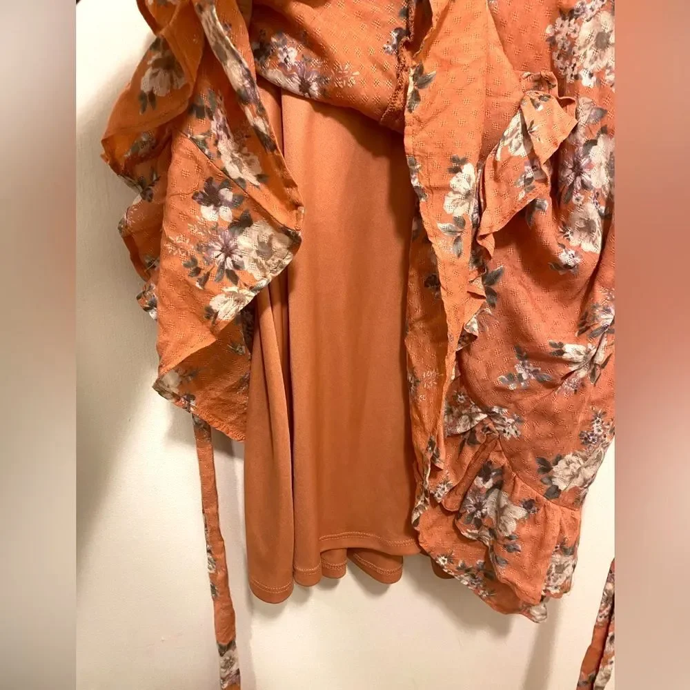 Sadie & Sage Floral Mini Dress Size Large Boho Plunge Neck Cruise Summer
